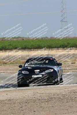 media/Apr-30-2022-CalClub SCCA (Sat) [[98b58ad398]]/Group 2/Race (Grapevine)/